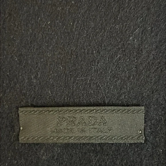 PRADA Wool Embroidered scarf - Picture 6 of 6